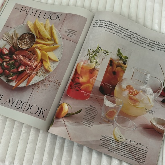 June 2019 Issue Martha Stewart Living - Sweet Summer - Picture 13 of 15